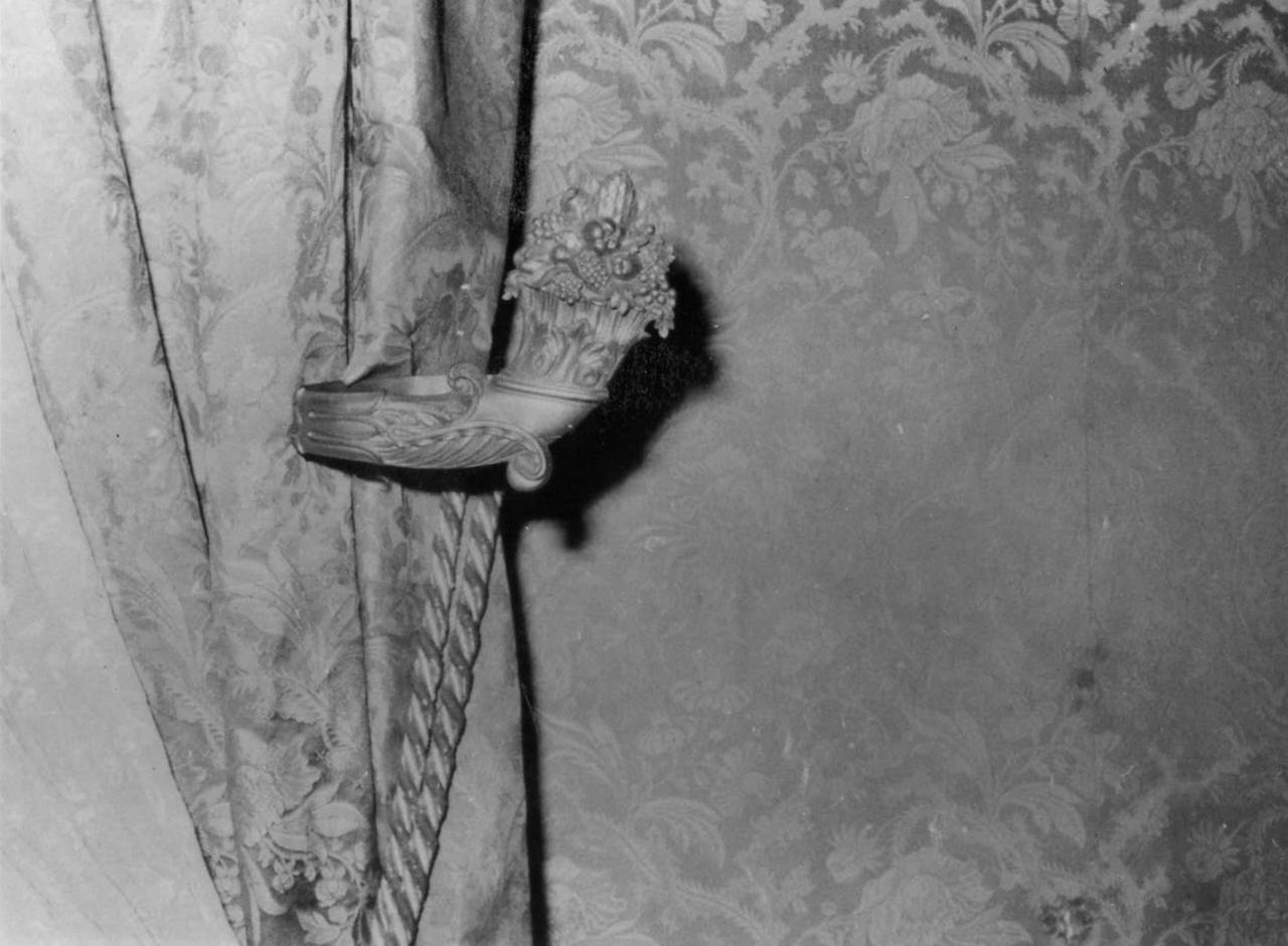 braccio per tenda, serie - manifattura italiana (sec. XIX)