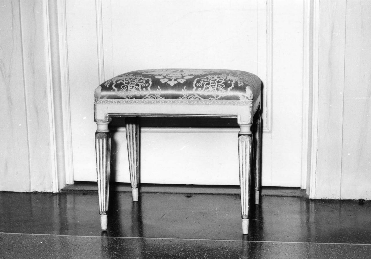 sgabello, serie - manifattura italiana (fine sec. XVIII)