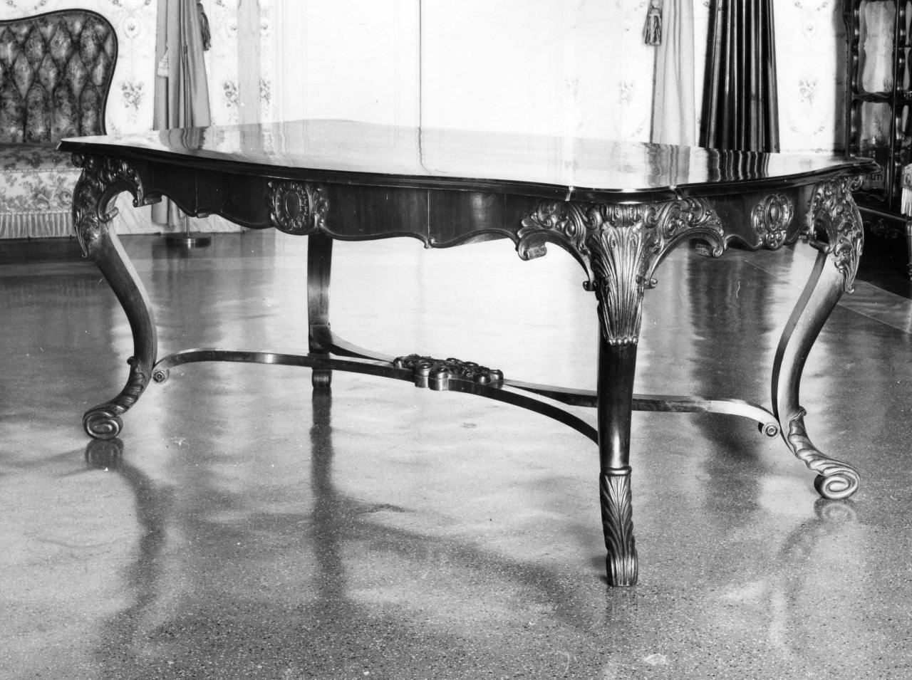 tavolo - manifattura italiana (metà sec. XIX)