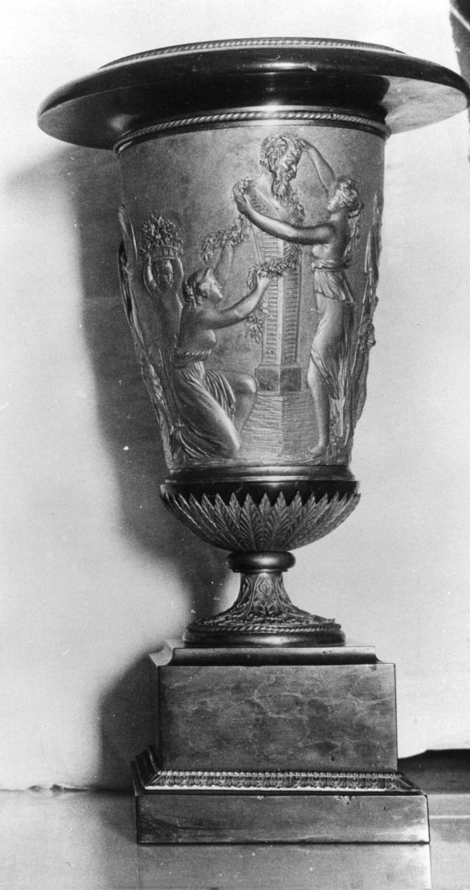 vaso, serie - manifattura francese (?) (primo quarto sec. XIX)