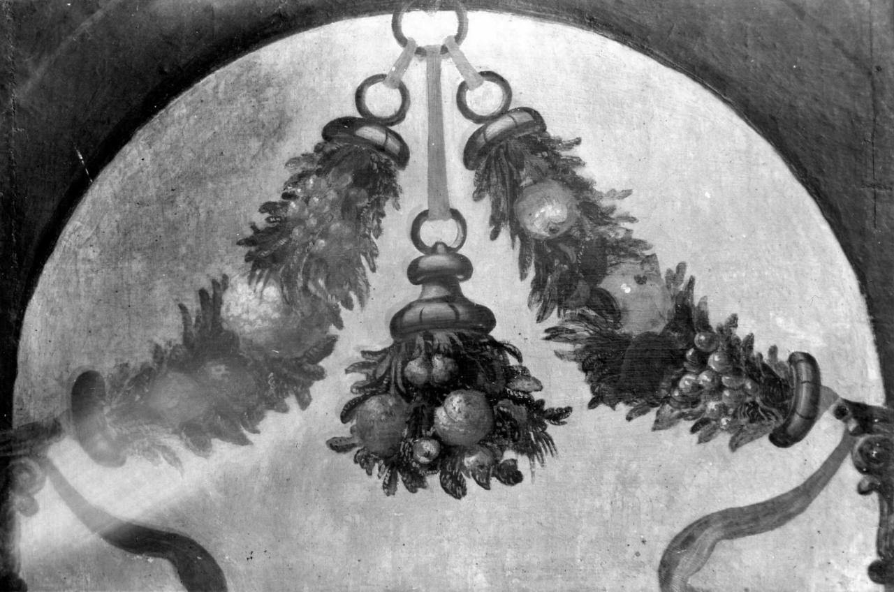 festone con frutti e nastri (dipinto) - ambito italiano (sec. XVII)