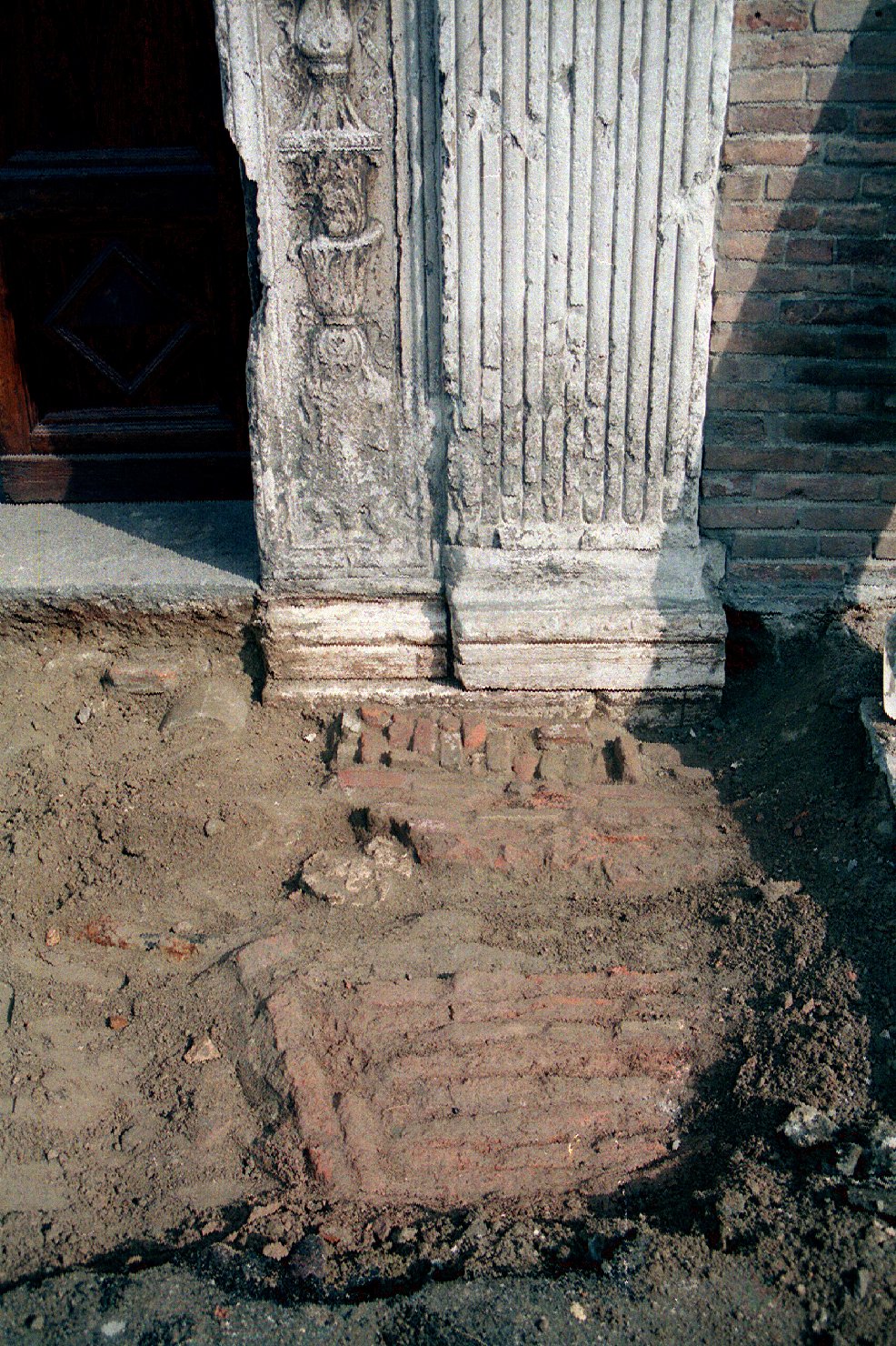 Architetti - Italia - Sec. 15. - Benvenuti, Pietro <notizie 1458-1484> (negativo) di Stegani, Antonello, Benvenuti, Pietro, Ambrogio di Giacomo (attribuito), Antonio di Gregorio (attribuito) (XX)