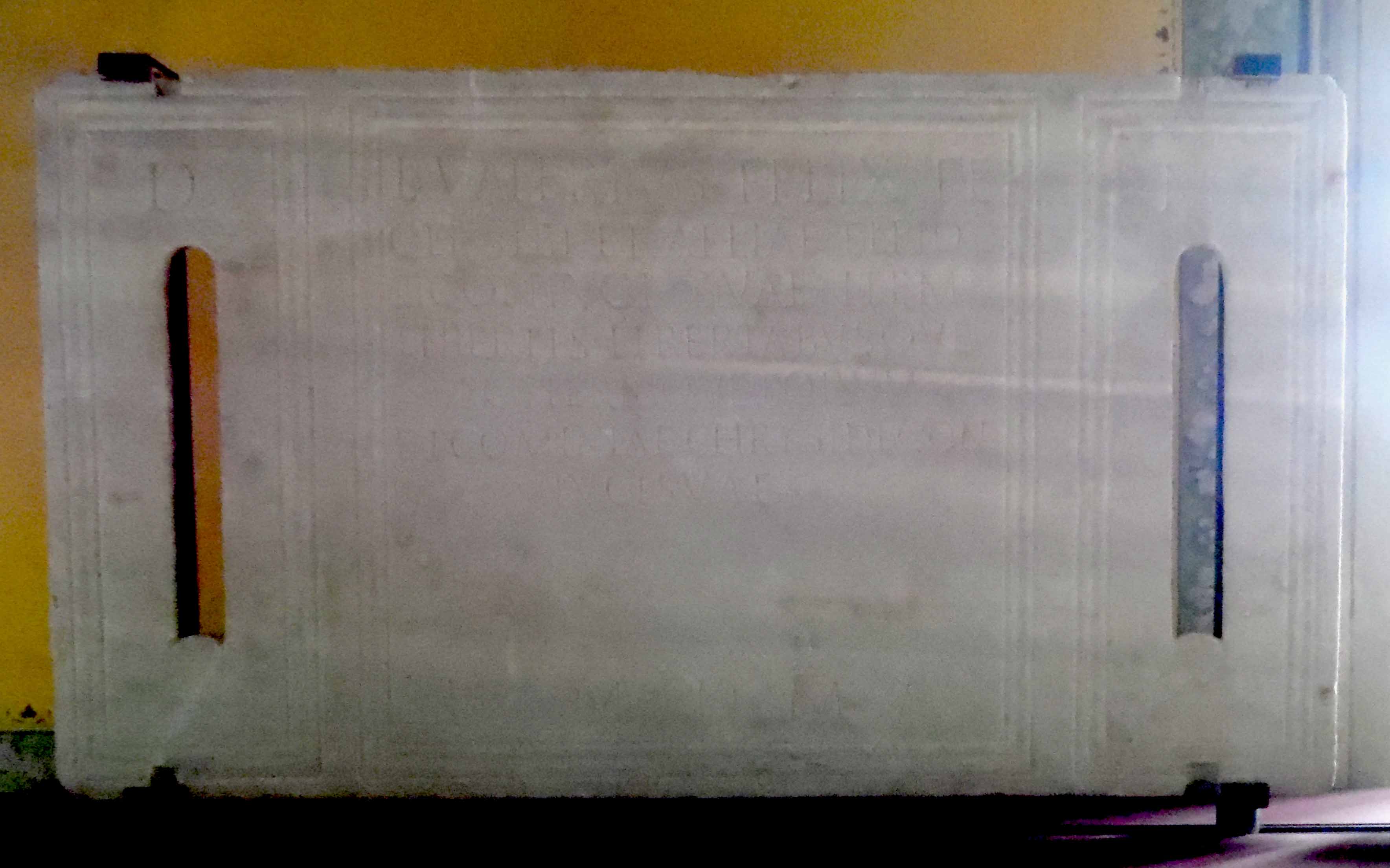 Iscrizione funeraria in marmo (Epigrafe) - ambito romano (II)