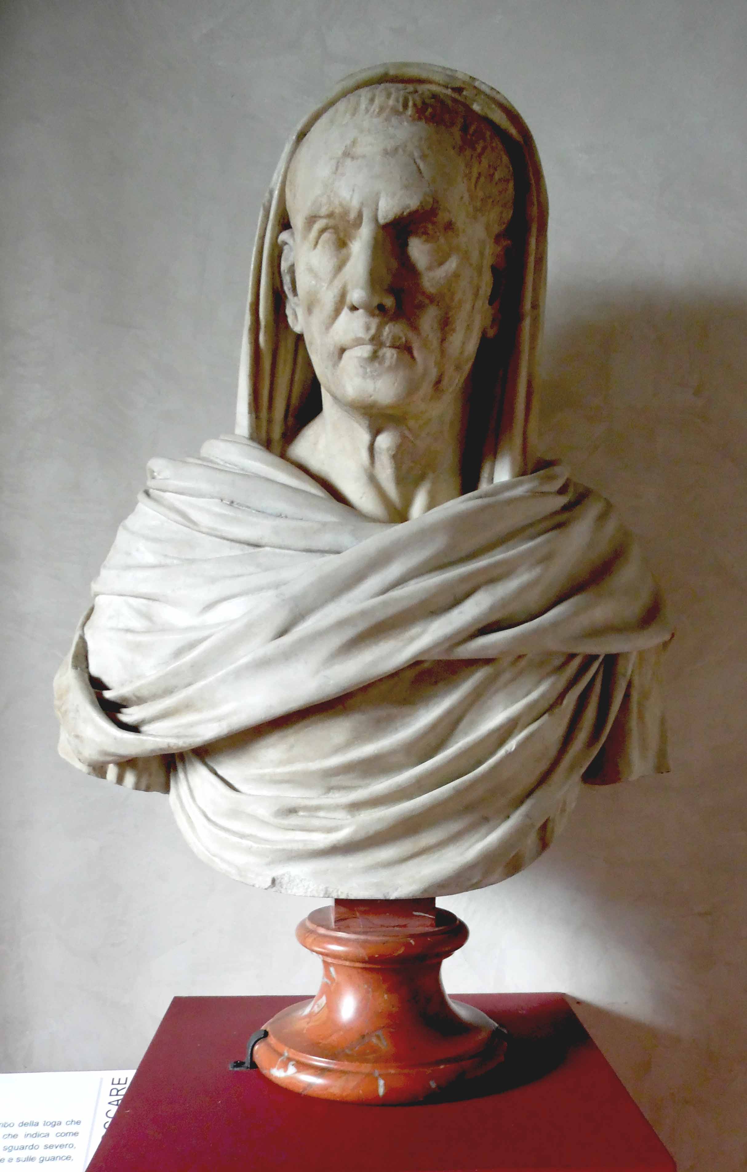 Busto in marmo lunense ritraente figura maschile anziana (busto) - ambito romano (ultimo quarto I a.C)