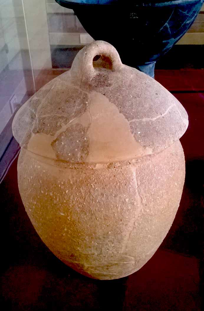 Ceramica domestica (pentola, con coperchio) - ambito romano (Età romana)