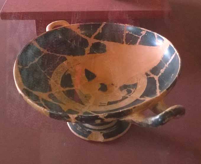 Ceramica domestica (kylix) - ambito romano (Età romana)