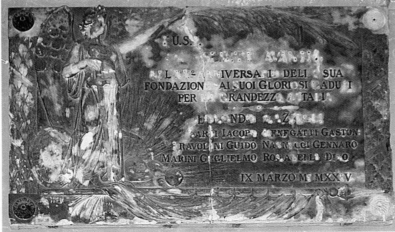 allegoria della Vittoria come donna armata (lapide commemorativa) di Petrilli Aristide (sec. XX)