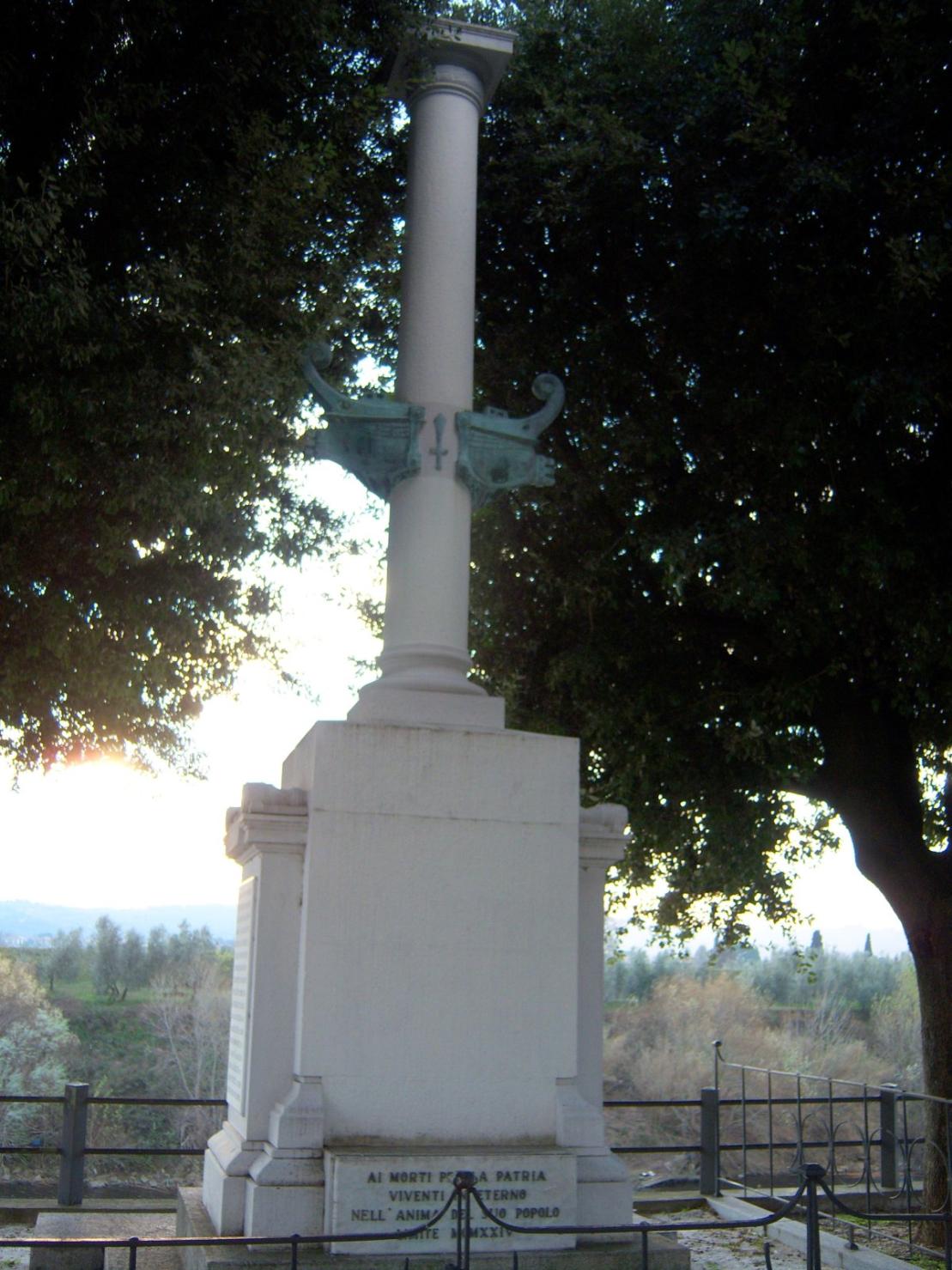 soggetto assente (monumento ai caduti - a colonna) - bottega toscana (sec. XX)