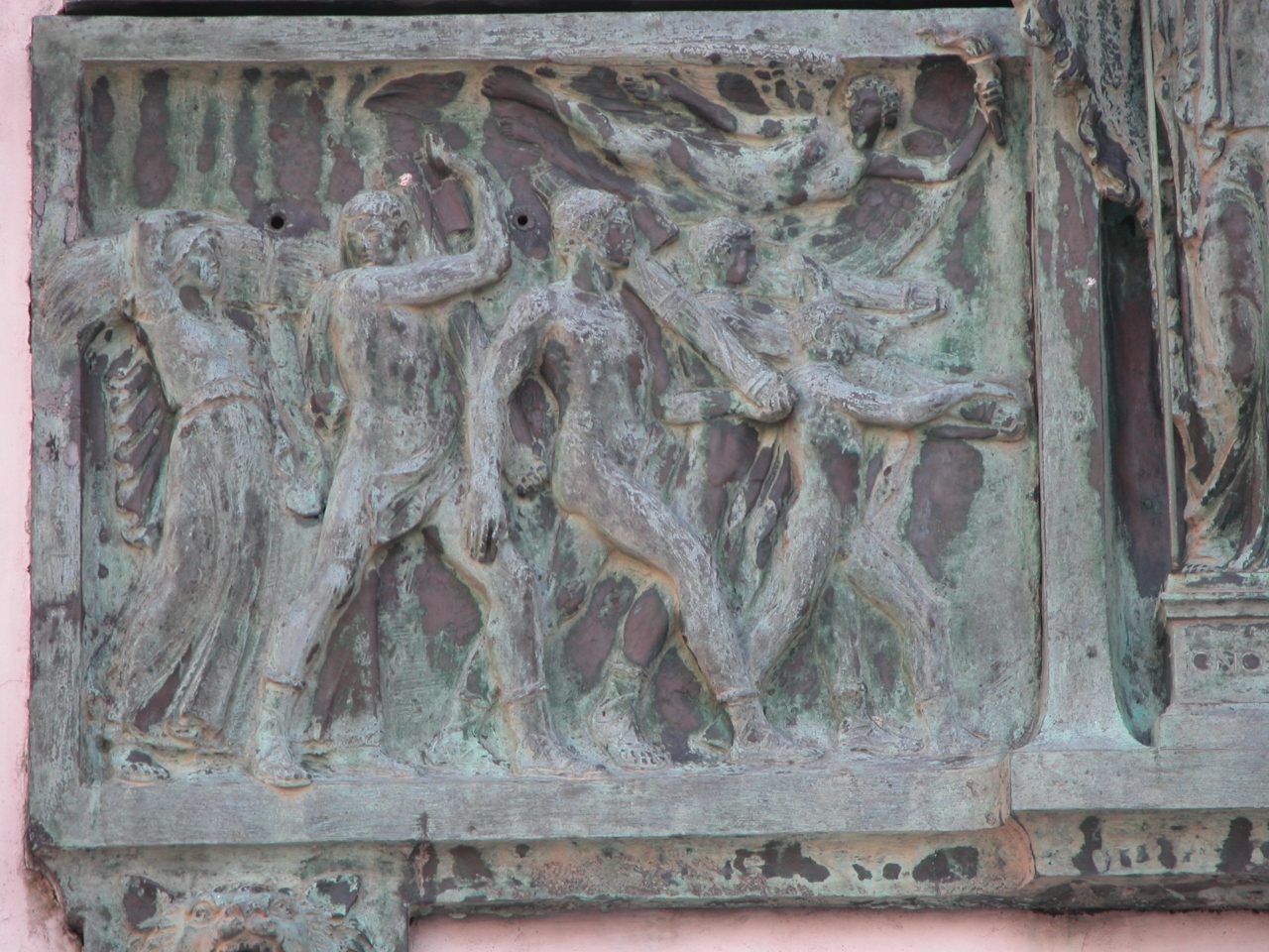 allegoria della Vittoria, figure di soldati: fanti (monumento ai caduti - a lapide) - bottega Italia centro-meridionale (sec. XX)