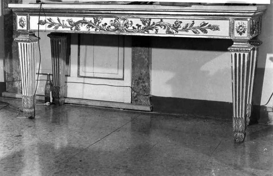 console, serie - bottega campana (prima metà sec. XIX)