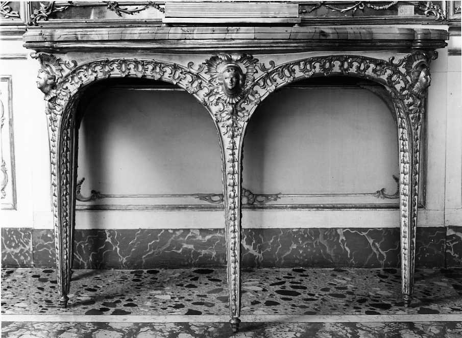 console di Di Fiore Gennaro (attribuito) (seconda metà sec. XVIII)