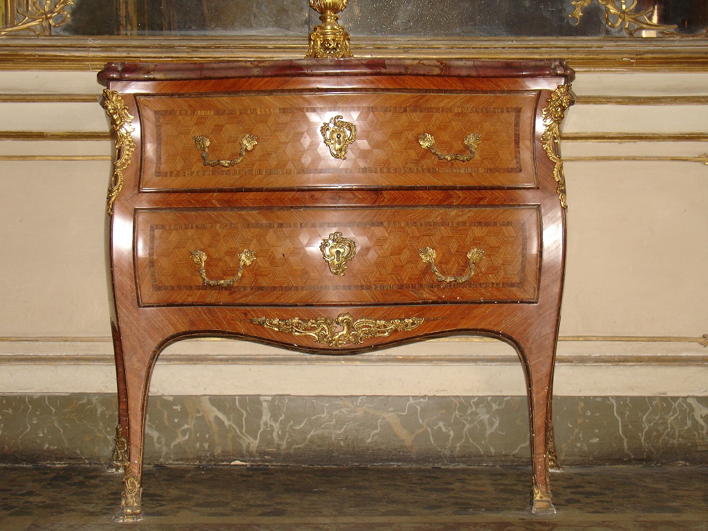 comò, serie - bottega napoletana (seconda metà sec. XVIII)