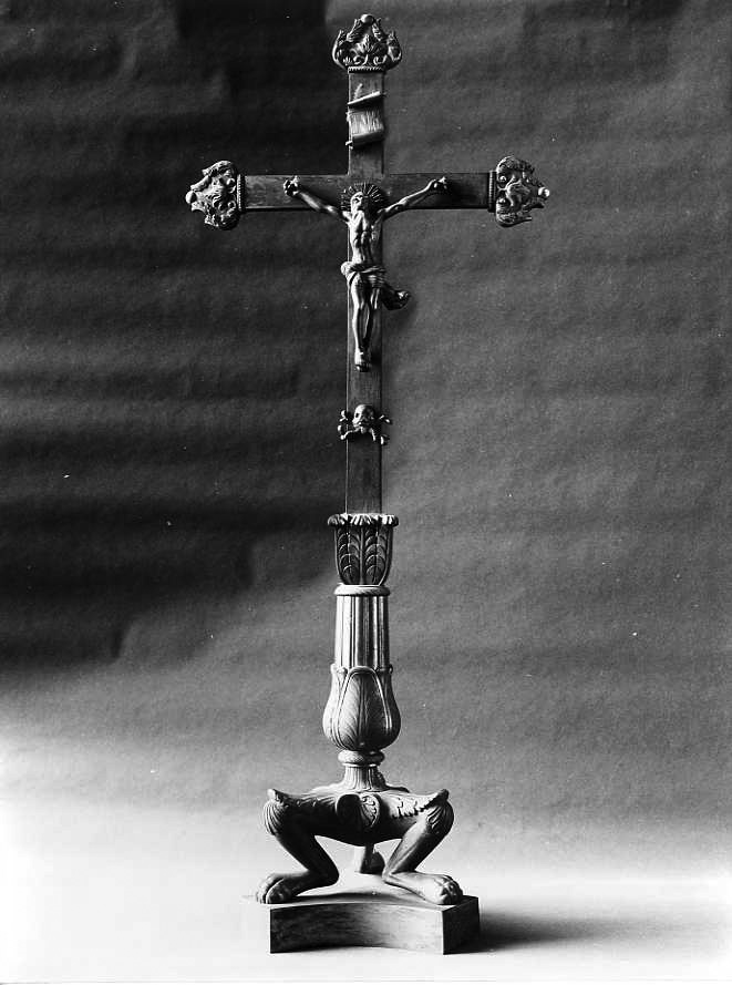 crocifissione di Cristo (croce d'altare) - bottega campana (prima metà sec. XIX)