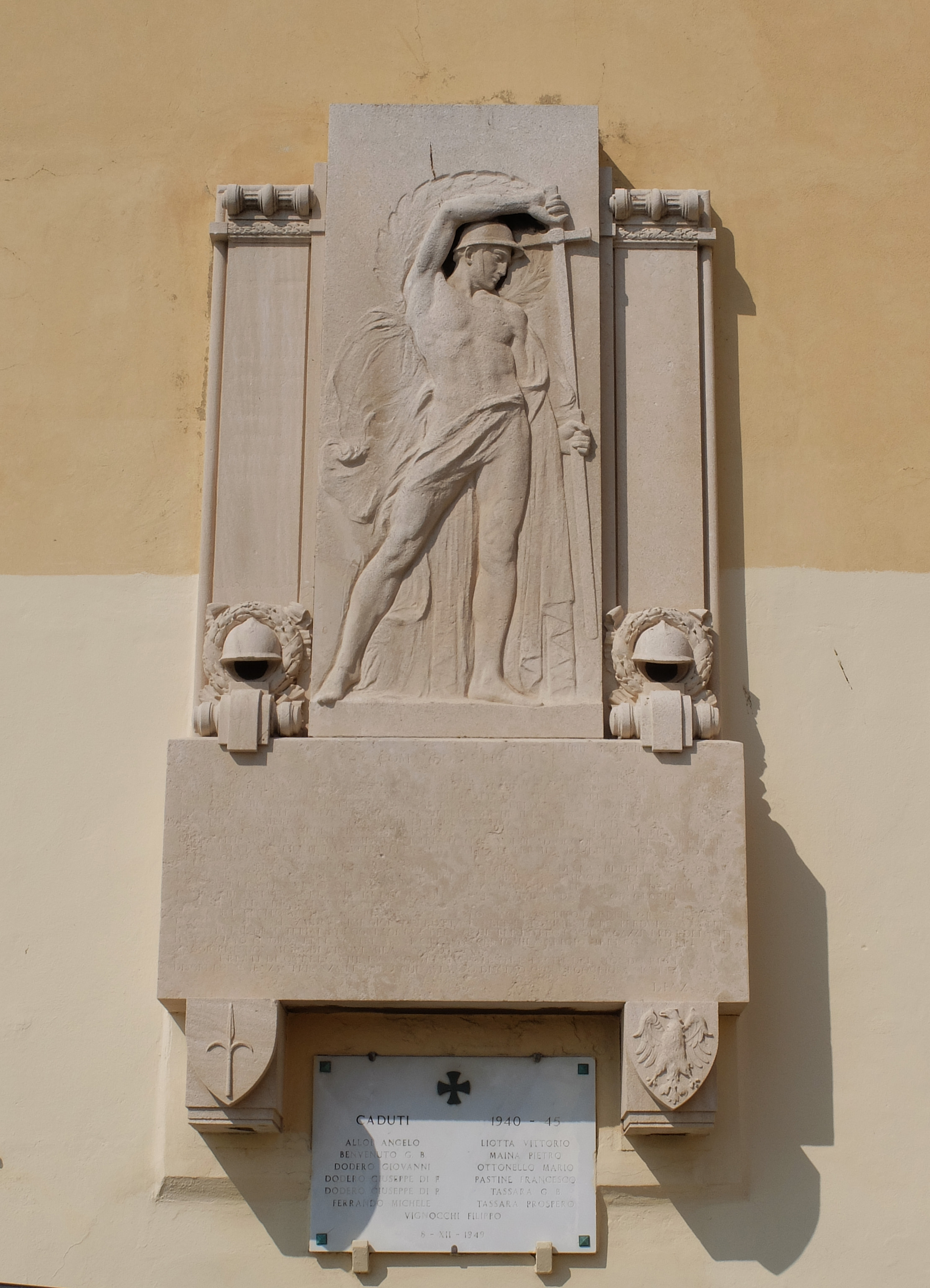 monumento ai caduti - a lapide di Brizzolara, Luigi (primo quarto XX)