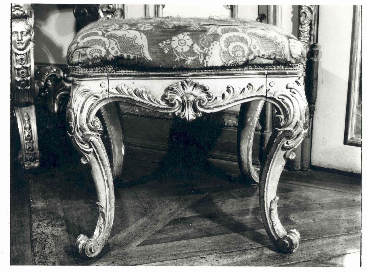 SGABELLO, serie - ambito piemontese (metà sec. XVIII)
