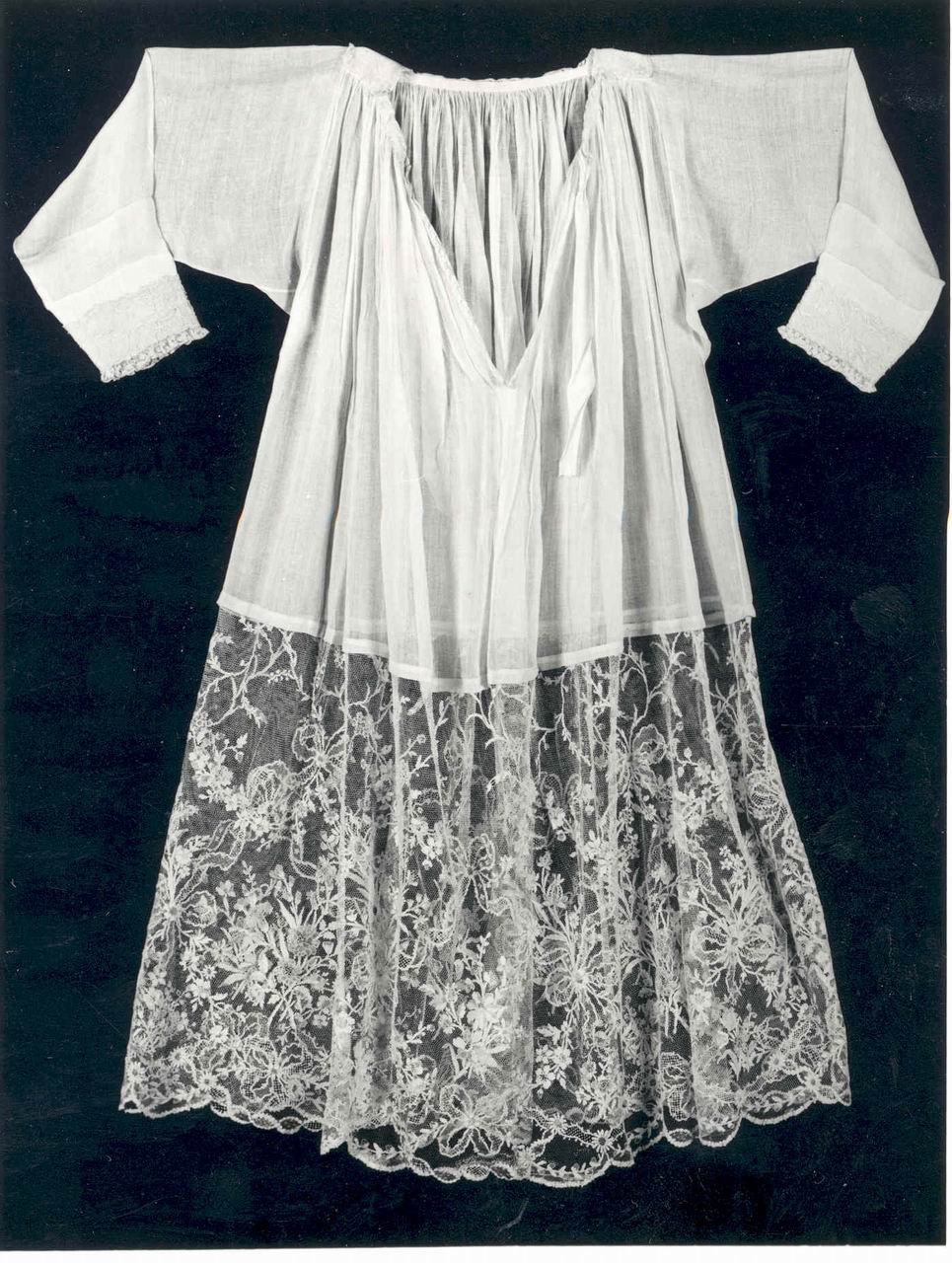 CAMICE, opera isolata - manifattura italiana, manifattura francese (seconda metà, inizio, terzo quarto sec. XIX, sec. XX, sec. XVIII)