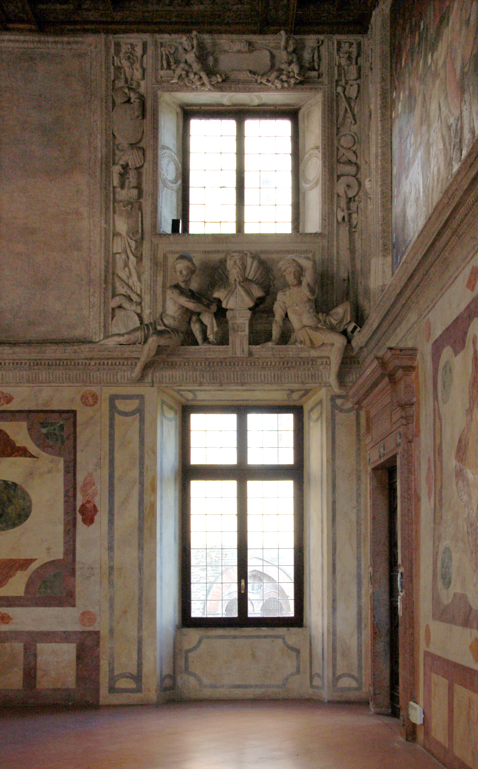 decorazione plastica, elemento d'insieme di Segala Francesco (attribuito), Segala Francesco (bottega) (seconda metà sec. XVI)