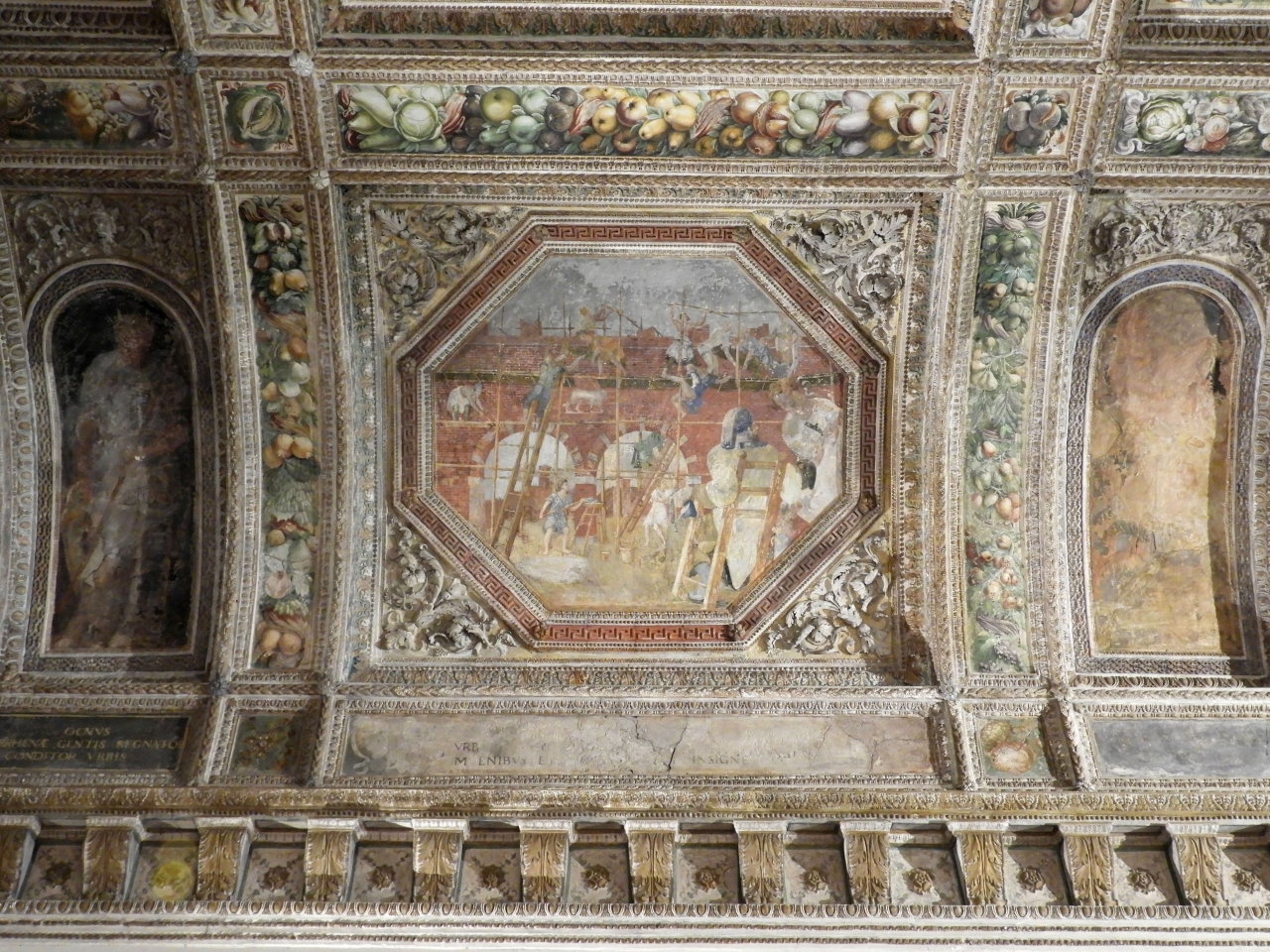 La costruzione di Porta Leona di Mantova (dipinto murale) di Bertani Giovanni Battista, Ghisoni Fermo detto Fermo da Caravaggio (attribuito) (terzo quarto sec. XVI)