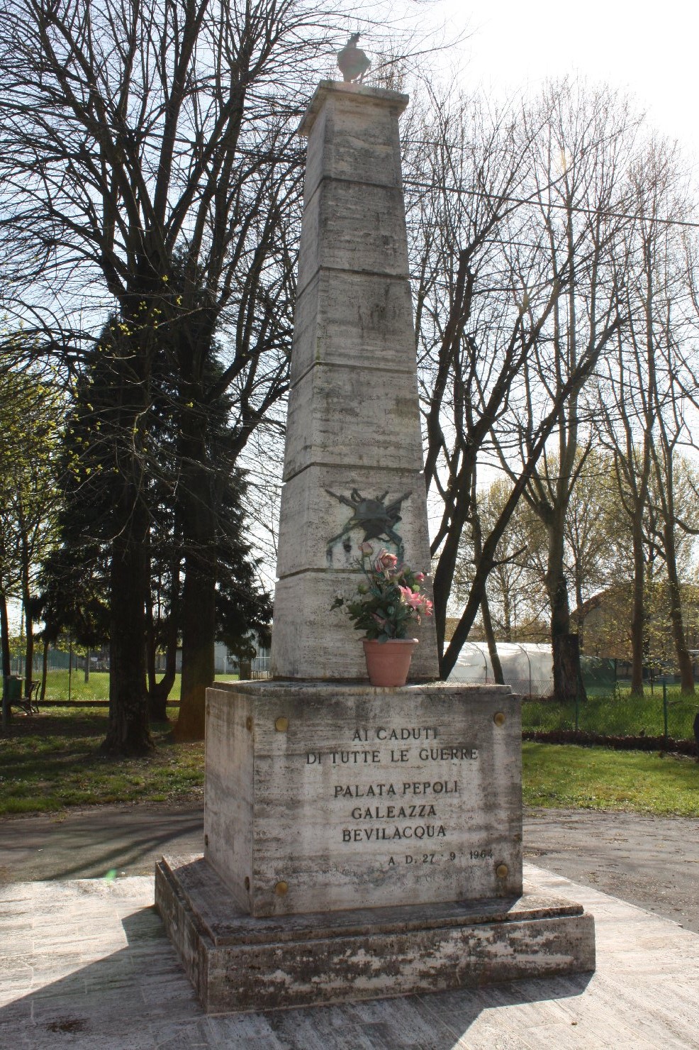 monumento ai caduti - ad obelisco - bottega bolognese (sec. XX)