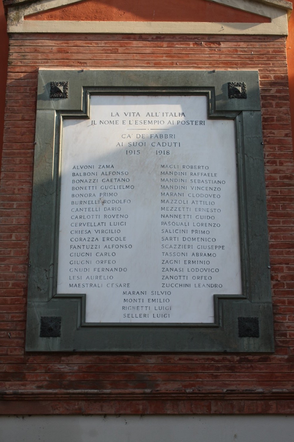 lapide commemorativa ai caduti - bottega bolognese (sec. XX)