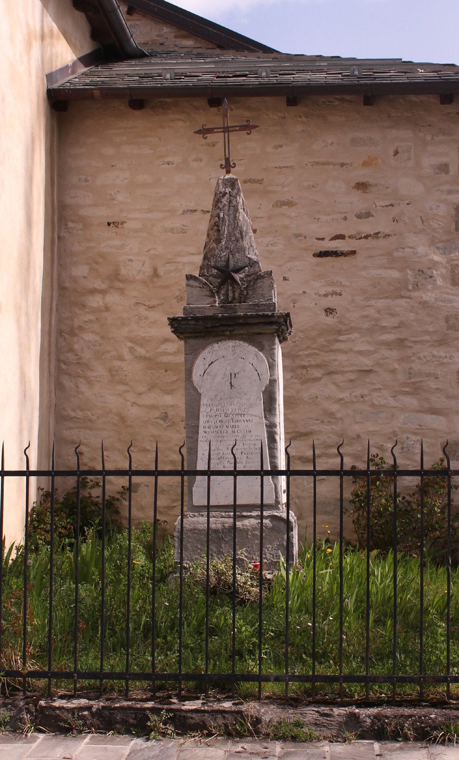 monumento ai caduti - a cippo - ambito modenese (sec. XX)