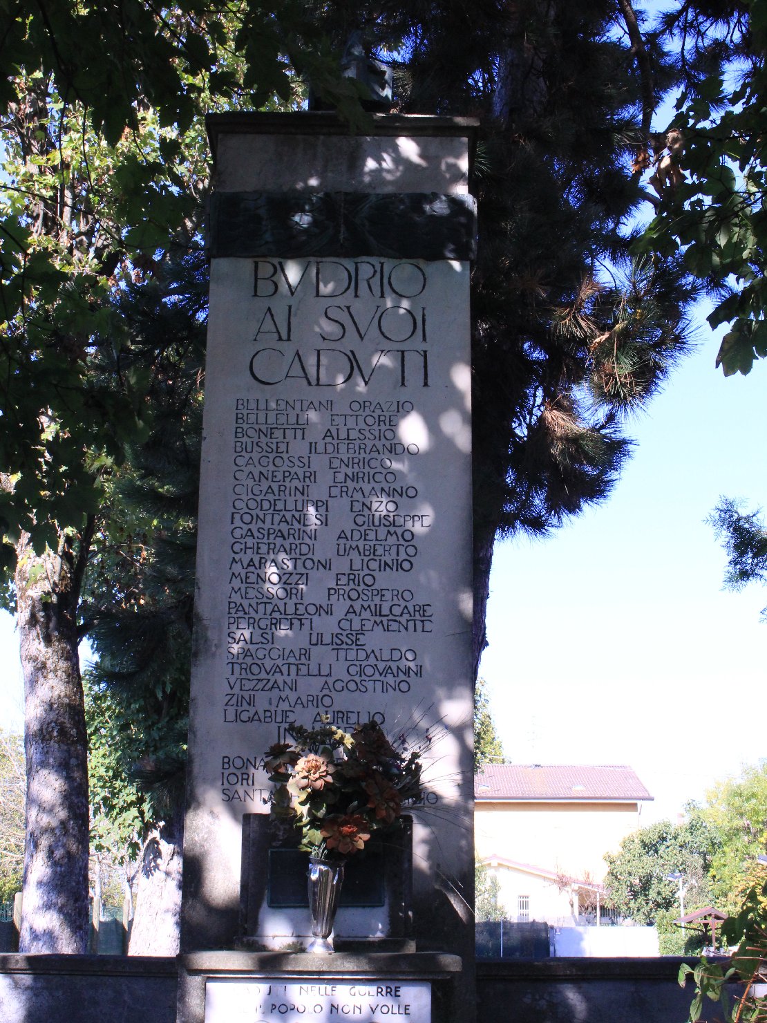 monumento ai caduti di Cecconcelli Danilo (sec- XX)