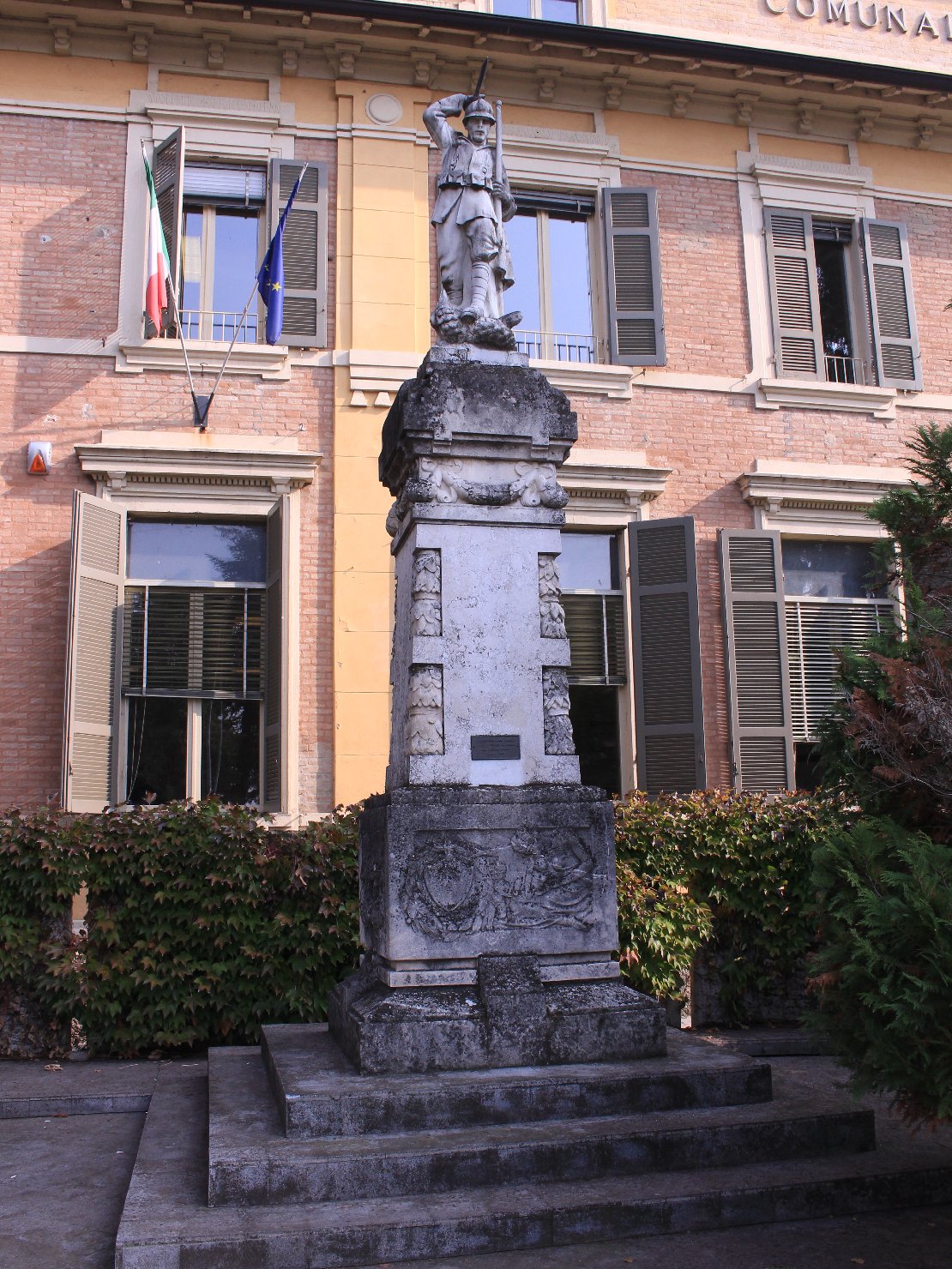 monumento ai caduti - a cippo - ambito reggiano (sec. XX)