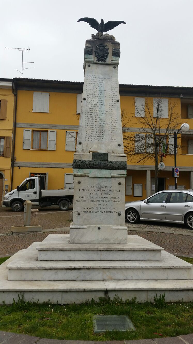 allegoria della Vittoria come aquila (monumento ai caduti - ad obelisco) - ambito emiliano (sec. XX)