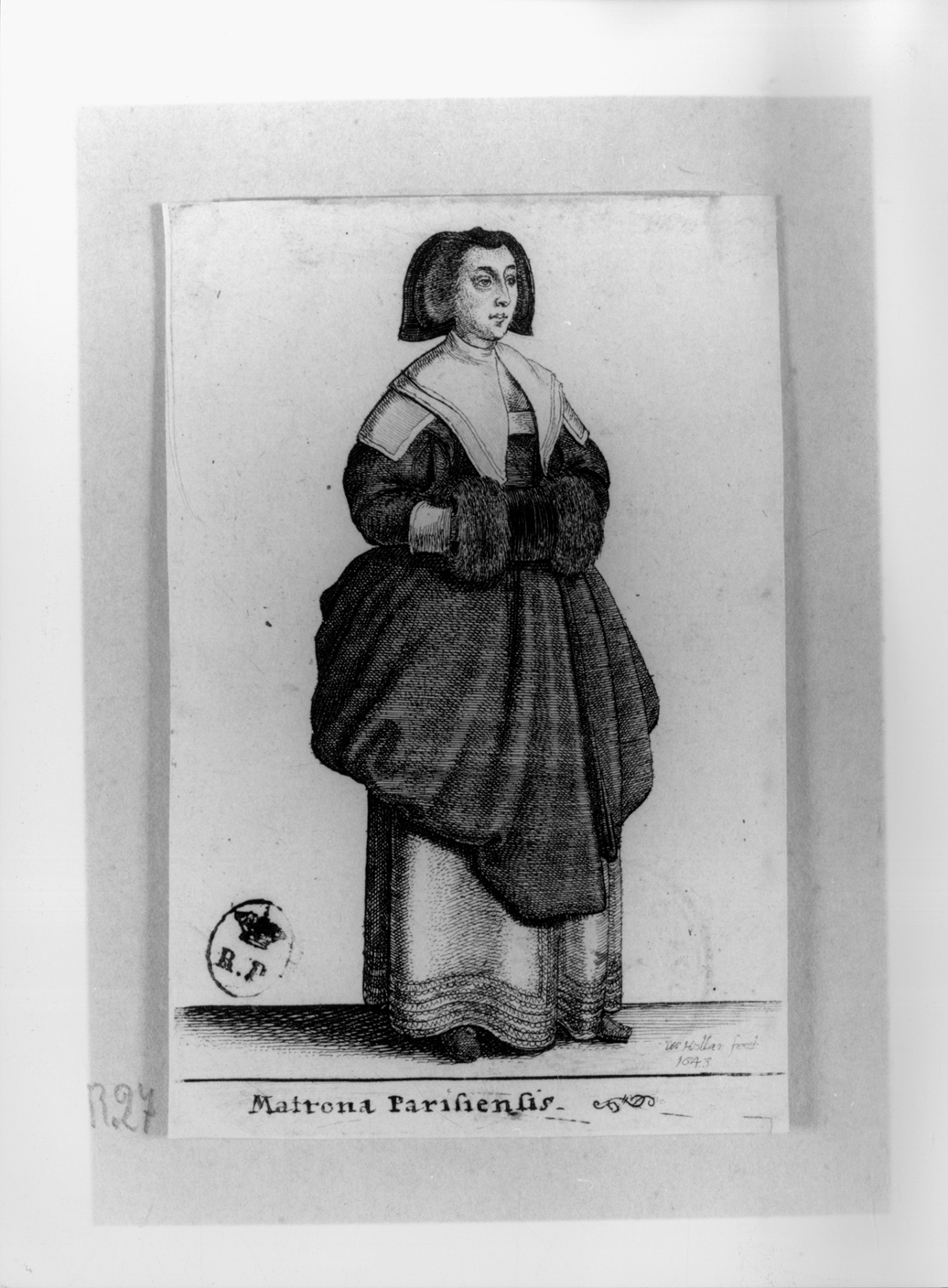Matrona Parisiensis, figura femminile in costume parigino (stampa smarginata, serie) di Hollar Wenzel (secondo quarto sec. XVII)