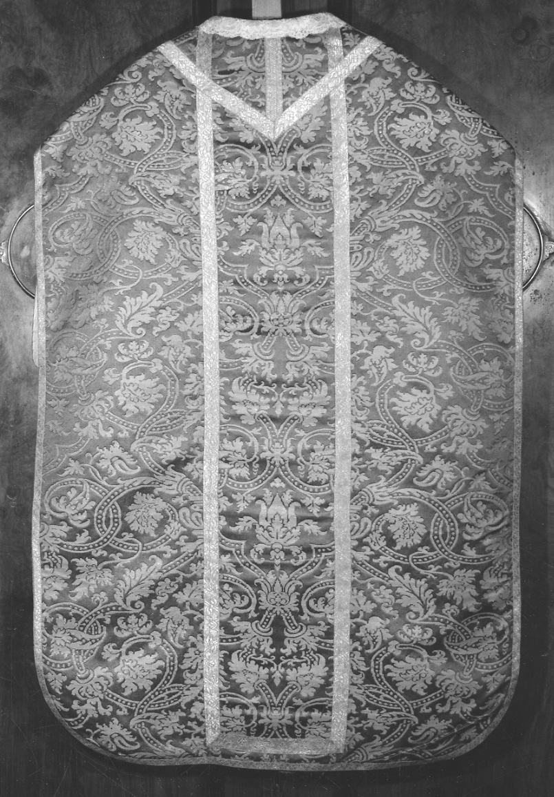 paramento liturgico, insieme - manifattura italiana (seconda metà, inizio sec. XVI, sec. XVII)