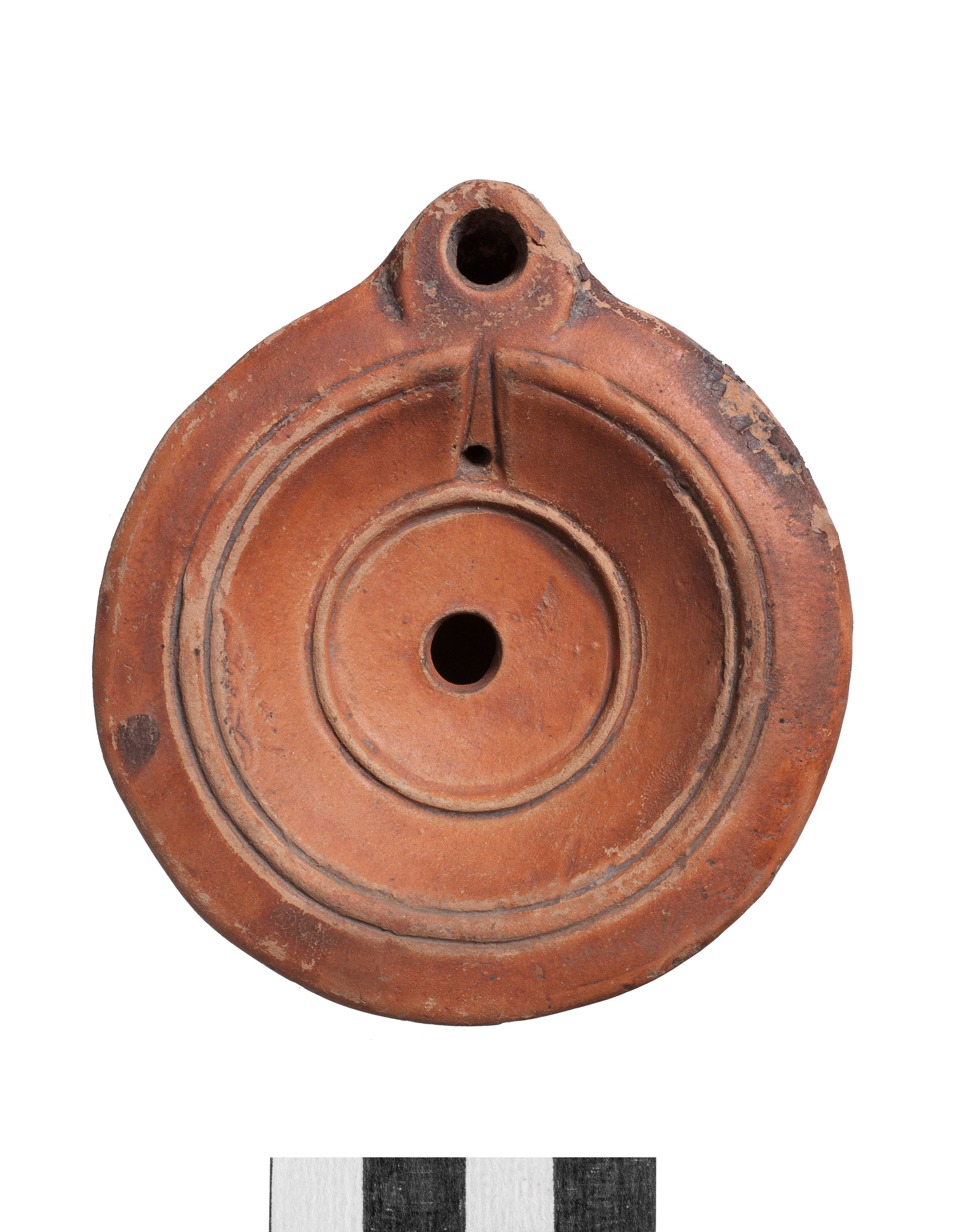 lucerna, Loeschcke VIII R (Età romana imperiale)