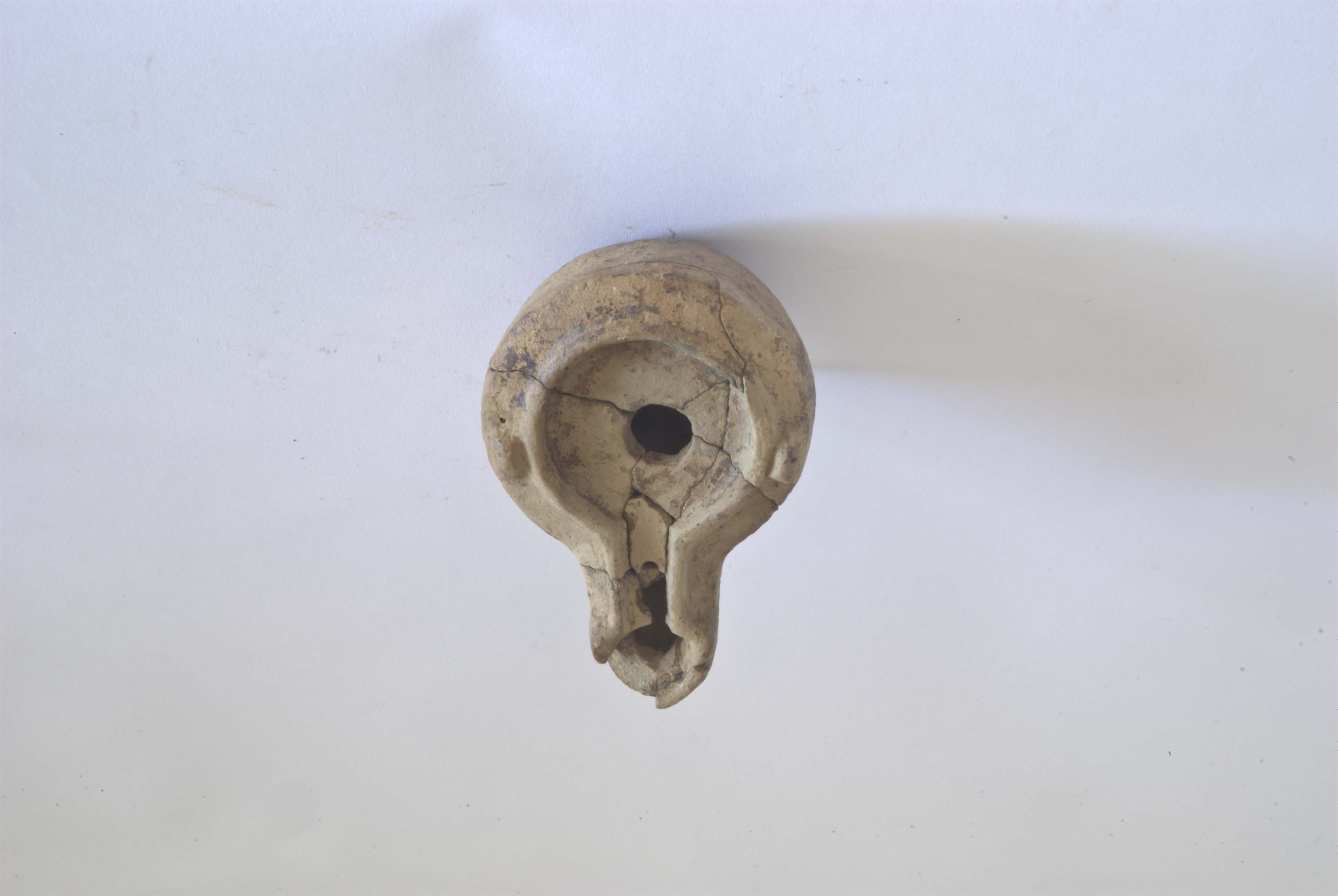 lucerna, Loeschcke Xb (Età romana imperiale)