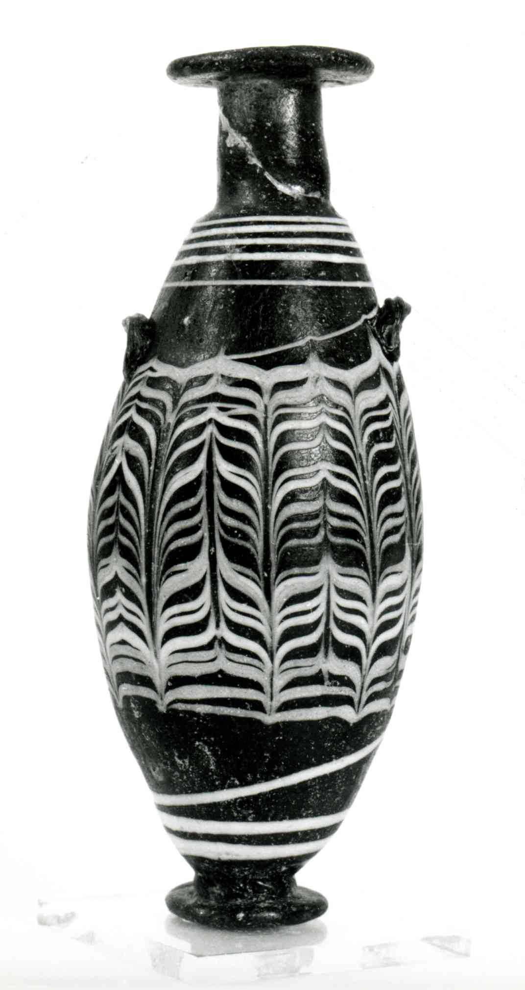 alabastron, vetro - produzione del mediterraneo orientale (IV - III sec. a.C)