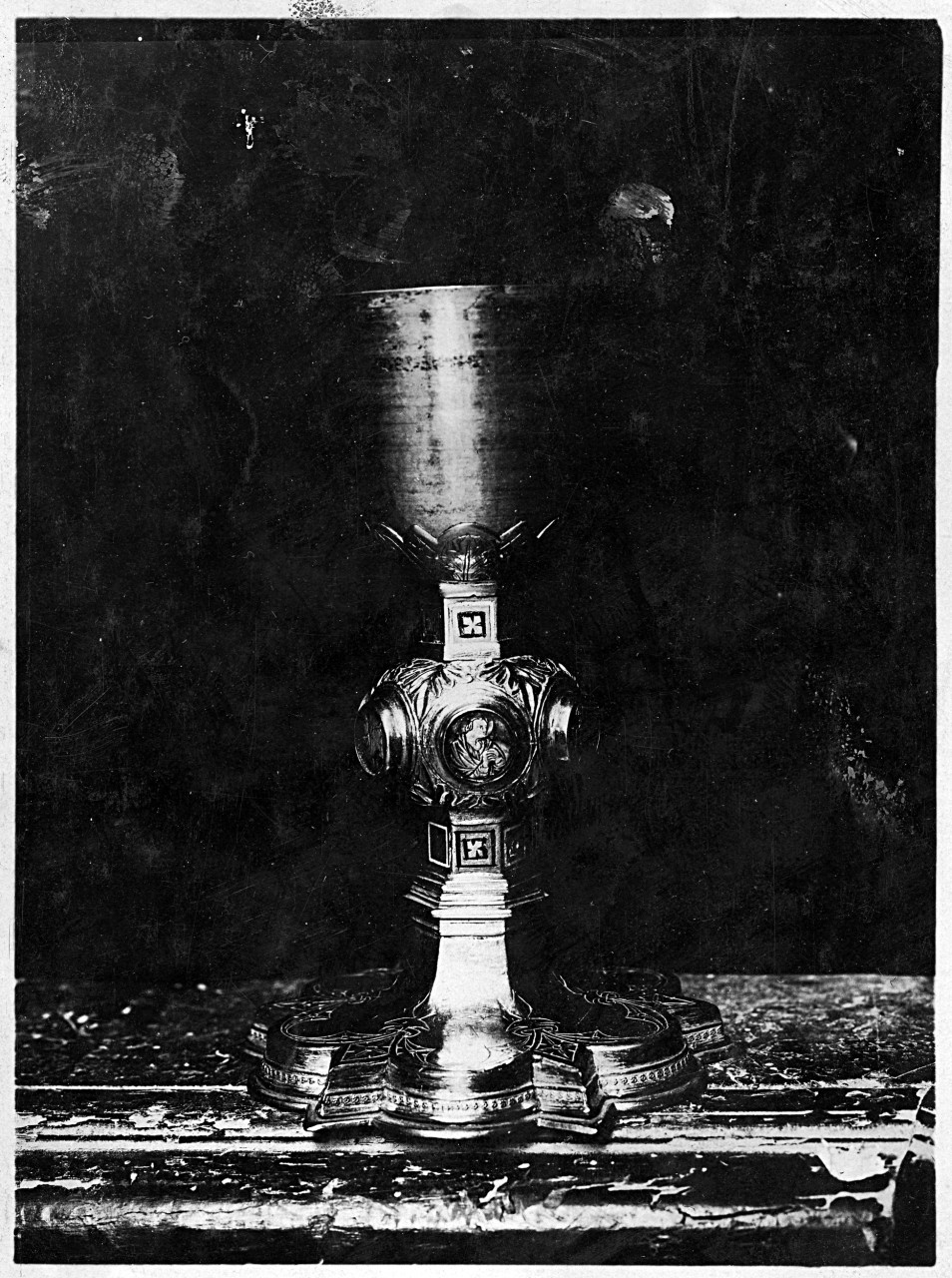 Arezzo - collocazione ignota - calice (negativo) di Gabinetto fotografico del Polo Museale Fiorentino (laboratorio) - ambito aretino (primo quarto XX)