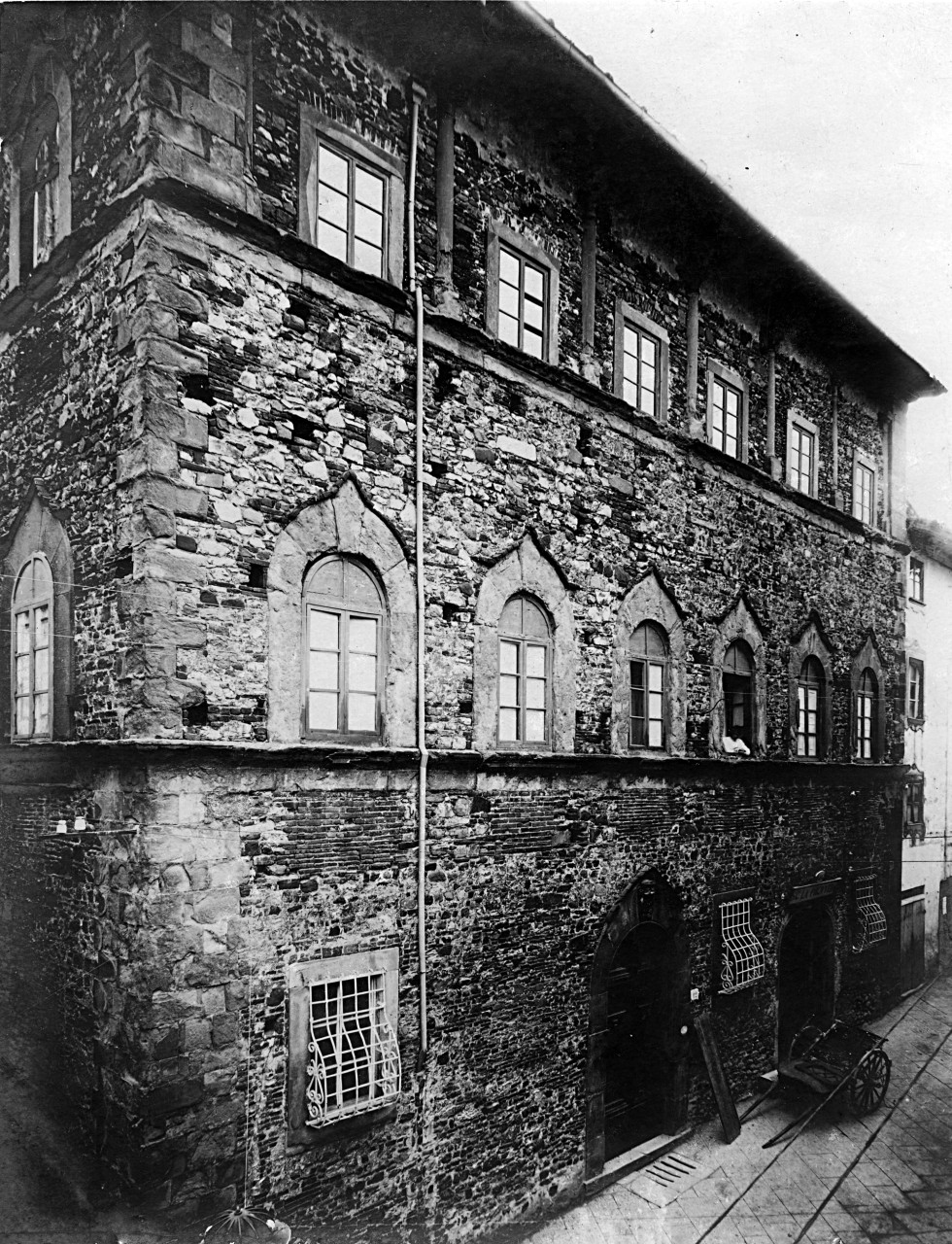 Bibbiena - Palazzo Dovizi (negativo) di Gabinetto fotografico del Polo Museale Fiorentino (laboratorio) - ambito toscano (primo quarto XX)