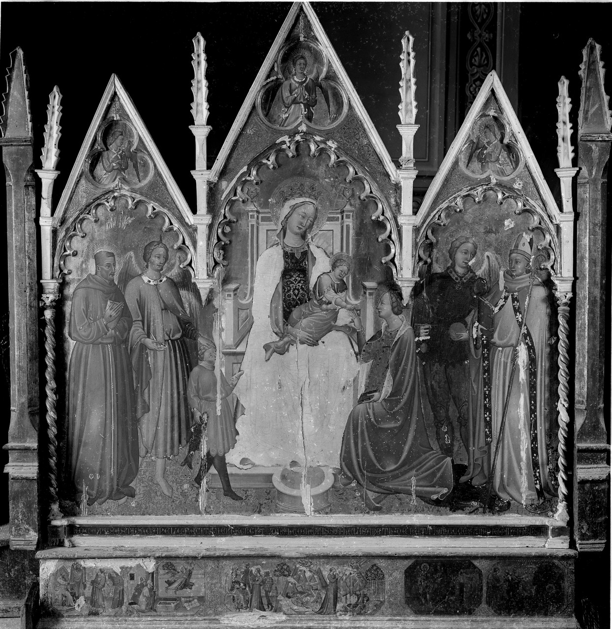 Arezzo - Castel San Niccolò - Borgo alla Collina - Chiesa di San Donato - Trittico con Sacra Conversazione; Tempera su tavola; P. Spinelli (negativo) di Gabinetto fotografico del Polo Museale Fiorentino (laboratorio) - ambito toscano (primo quarto XX)