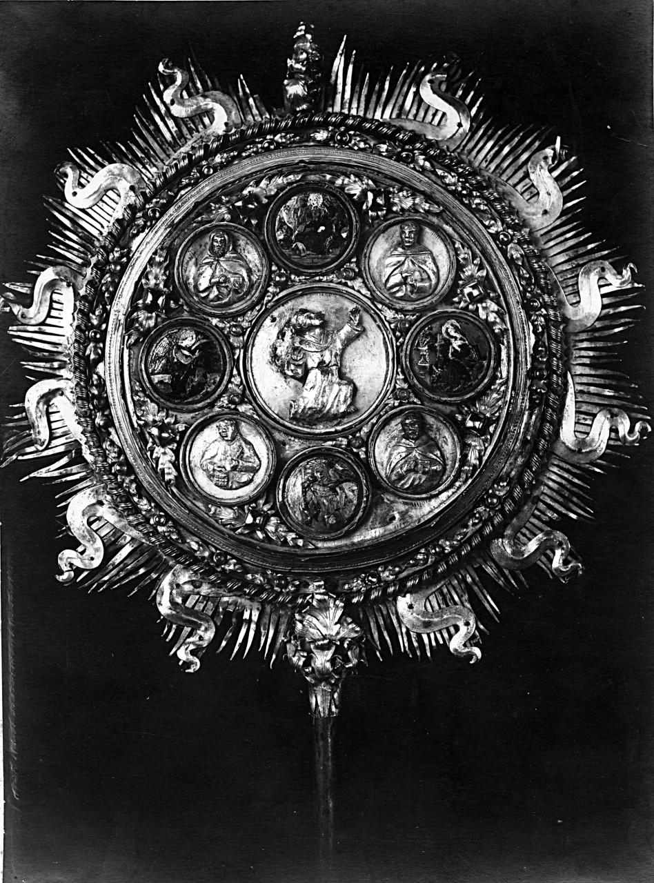 Castiglion Fiorentino - Pinacoteca - Reliquiario a raggiera di San Francesco; rame dorato e smalti traslucidi (negativo) di Gabinetto fotografico del Polo Museale Fiorentino (laboratorio) - manifattura aretina (primo quarto XX)