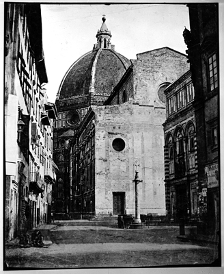 Firenze - Facciata del Duomo ripresa da via Cerretani, con cupola sullo sfondo e parte di battistero sulla destra (negativo) di John Brampton Philpot (metà XIX)