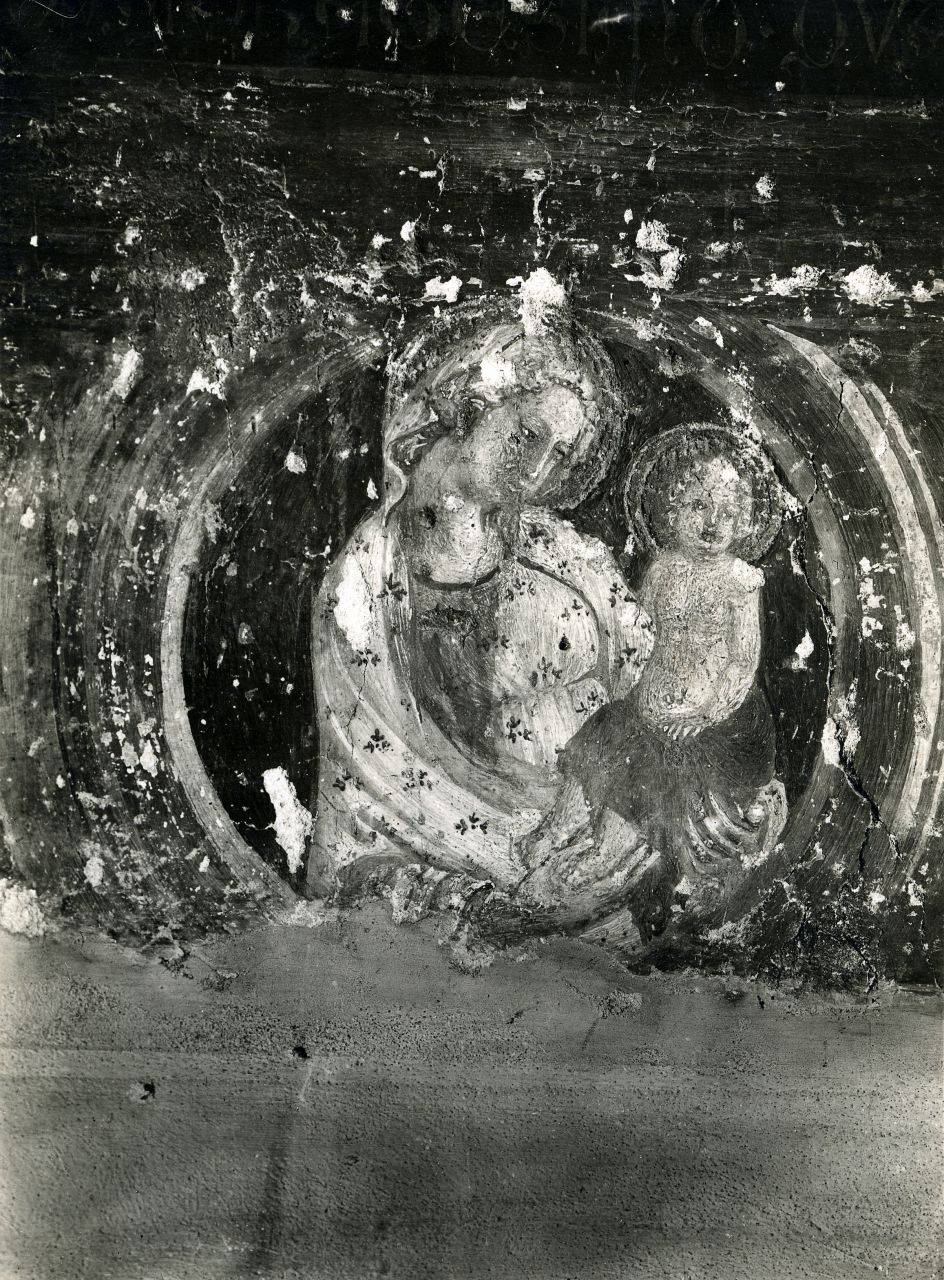 Arezzo- Conservatorio di S. Caterina- zoccolo dell'affresco -Madonna col Bambino (negativo) di Spinelli Parri, Gabinetto fotografico del Polo Museale Fiorentino (laboratorio) (inizio XX)