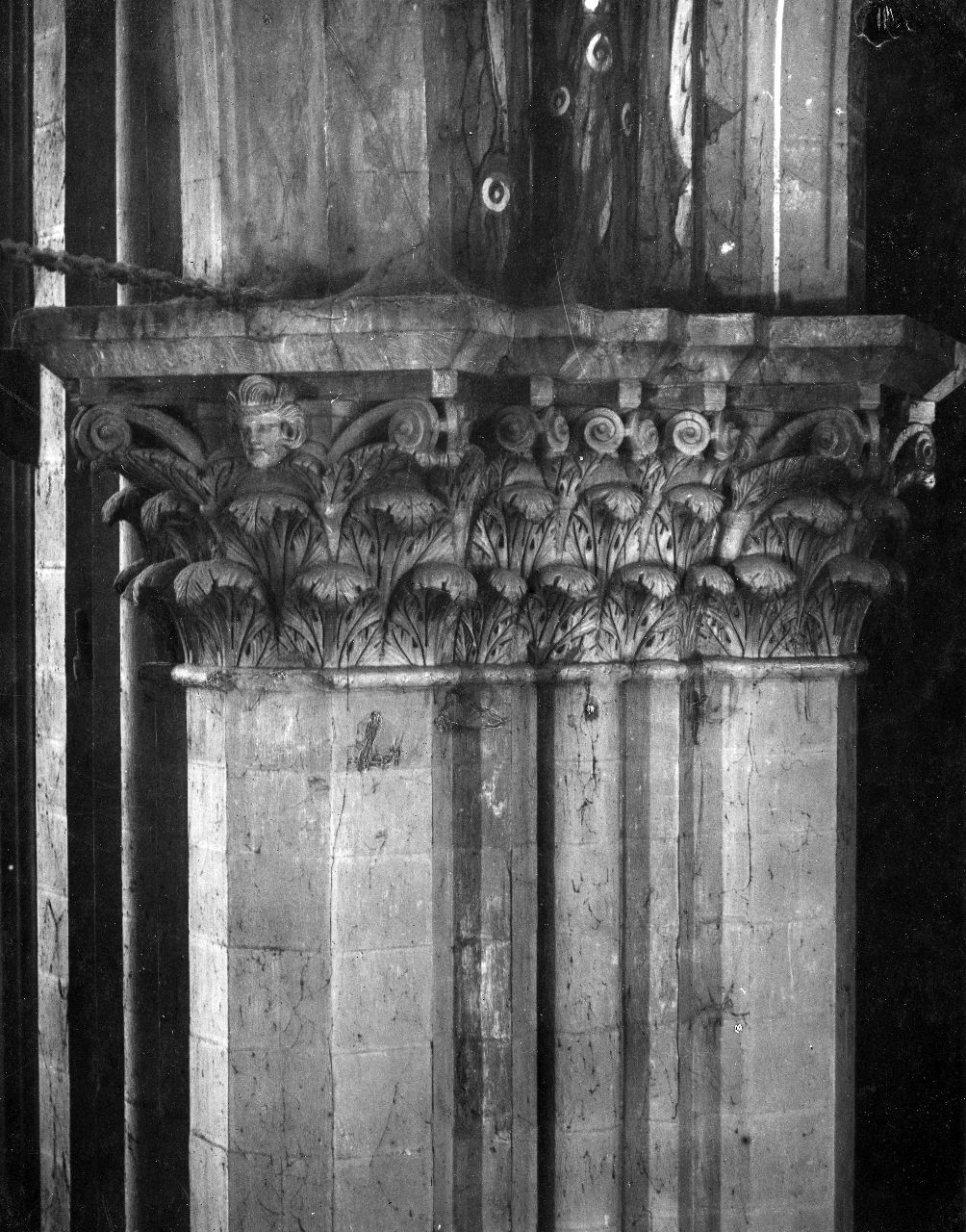 Arezzo - Cattedrale - Interno - Capitelli (negativo) di Perazzo, N (inizio XX)