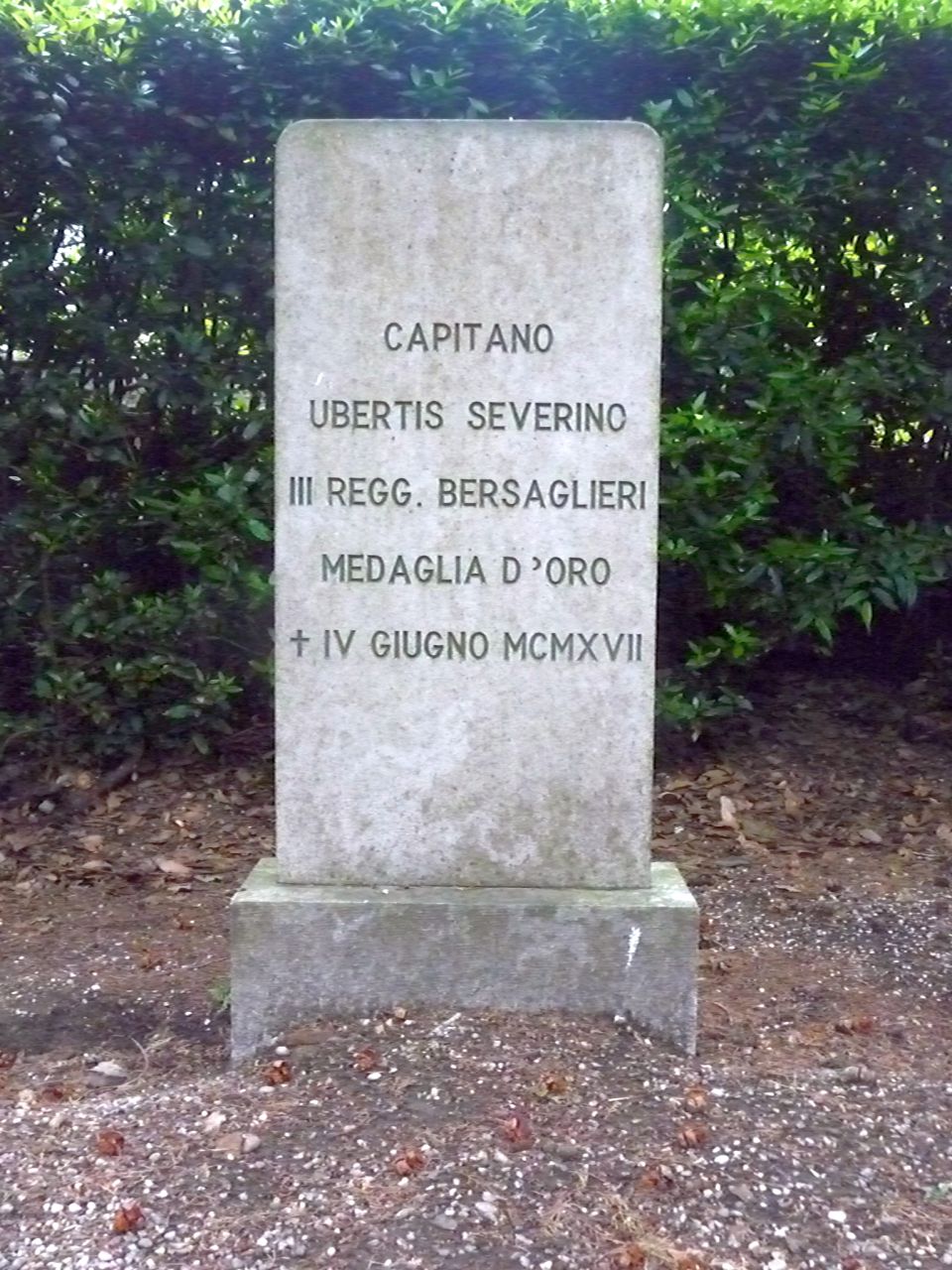 soggetto assente (monumento ai caduti - a stele, opera isolata) - manifattura italiana (inizio/ metà XX)