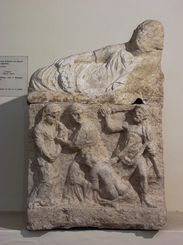Minosse e il Minotauro (urna/ cineraria, cassa, cubica, decorata) - bottega perugina (II a.C)