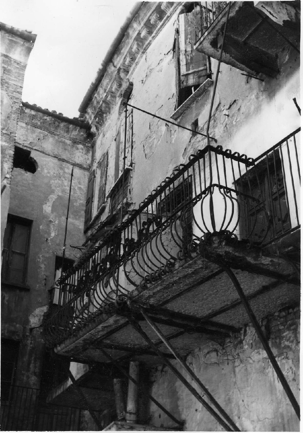 Architettura - Palazzi - Mantova (positivo) di anonimo (anonimo) (seconda metà XX)