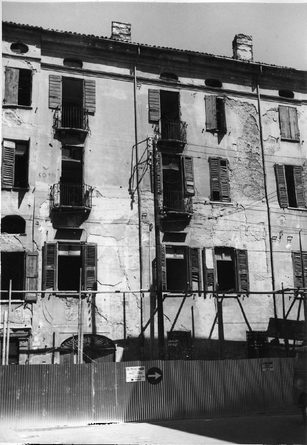 Architettura - Palazzi - Mantova (positivo) di anonimo (anonimo) (seconda metà XX)