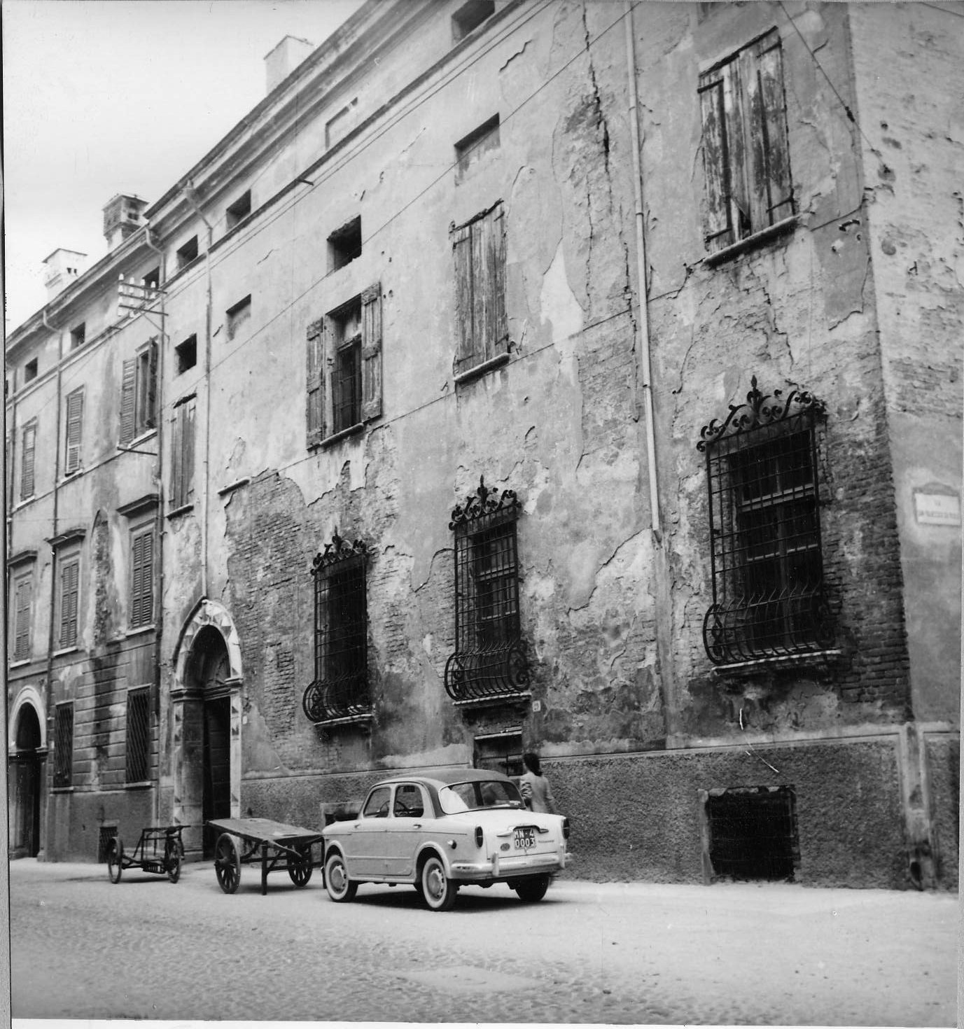 Architettura - Palazzi - Mantova (positivo) di anonimo (anonimo) (seconda metà XX)