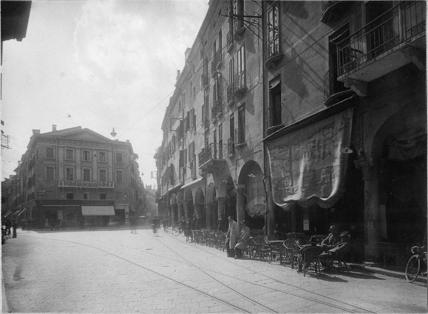 Architettura - Palazzi - Mantova (positivo) di anonimo (anonimo) (prima metà XX)
