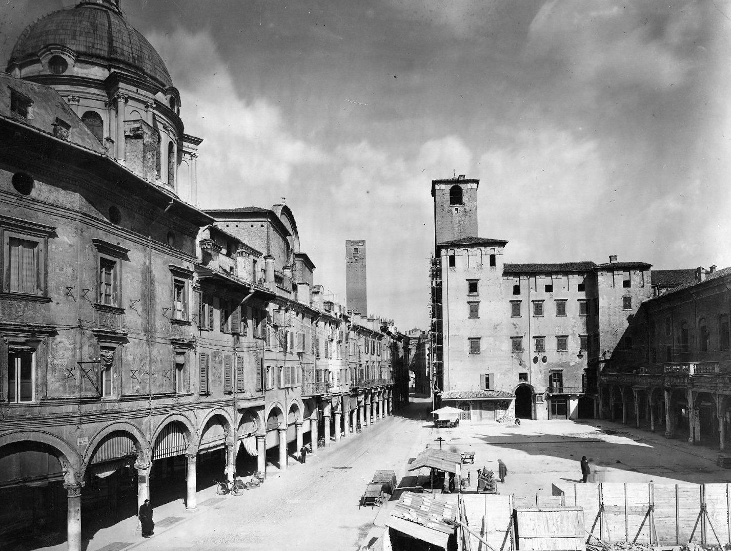 Architettura - Palazzi - Mantova (positivo) di anonimo (anonimo) (prima metà XX)