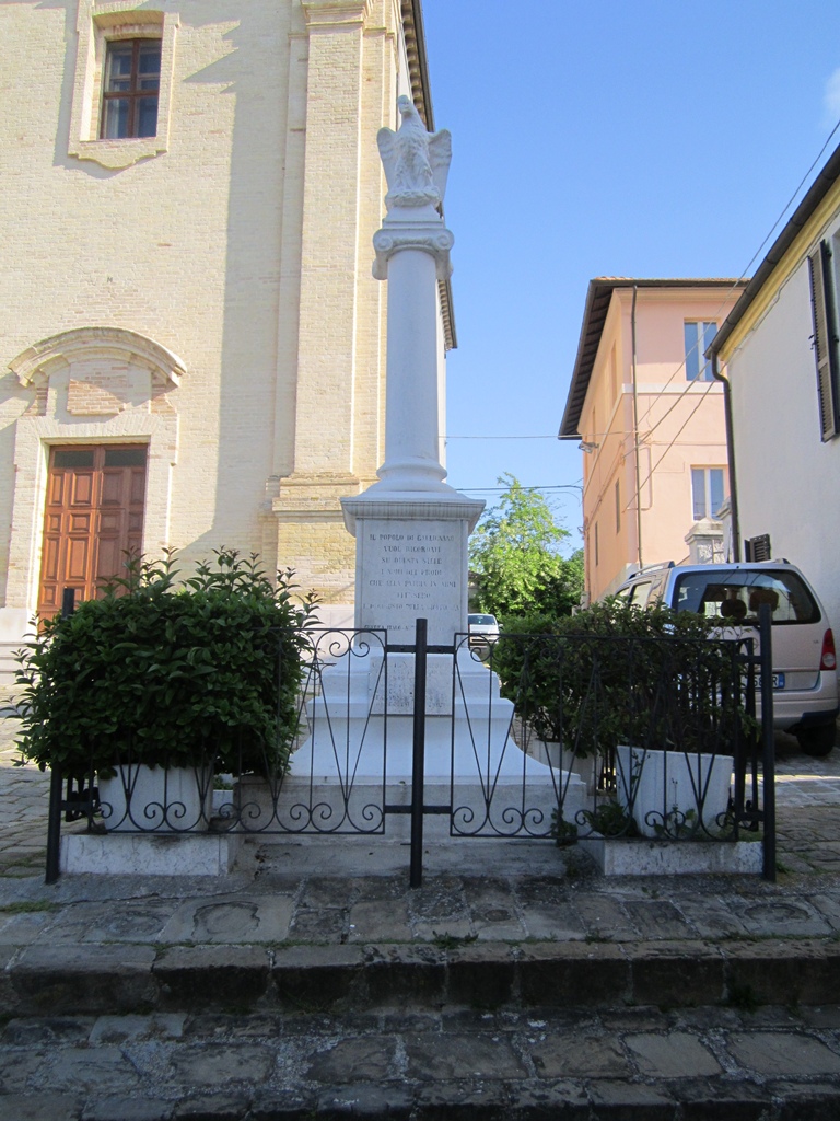 allegoria della Vittoria come aquila (monumento ai caduti - a colonna, opera isolata) - ambito marchigiano (primo quarto XX)