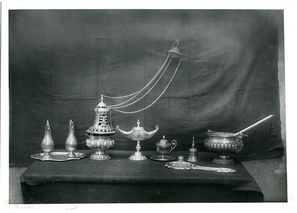 Architettura religiosa - Chiese - Elementi architettonici - Dipinti (positivo, insieme) di Bolognesi & Orsini (ditta), Poppi, Pietro, Alinari, Fratelli (ditta) (XX, XX)