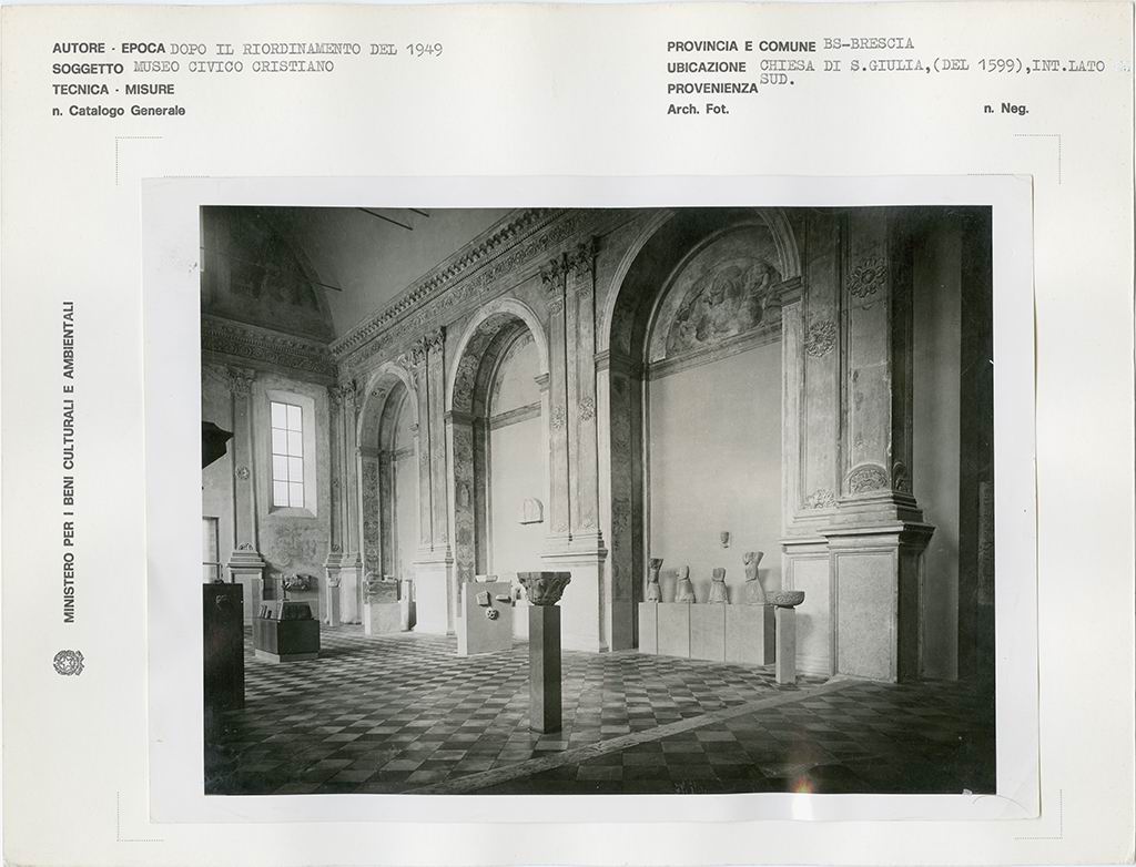 Lombardia - Brescia - Architettura religiosa - Chiese - Chiesa di Santa Giulia (positivo, insieme) di Alinari, Fratelli (ditta), Bravo, Dante (ditta), Capitanio, Cristoforo (attribuito) (XIX-XX)